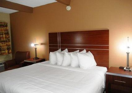 Quality Inn East Dubuque מראה חיצוני תמונה