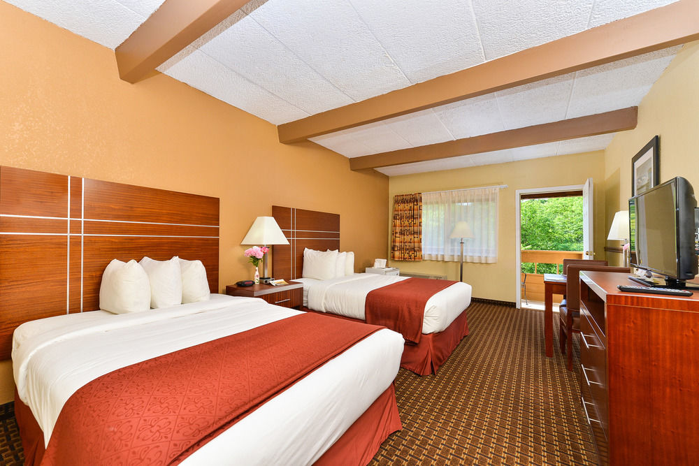 Quality Inn East Dubuque מראה חיצוני תמונה